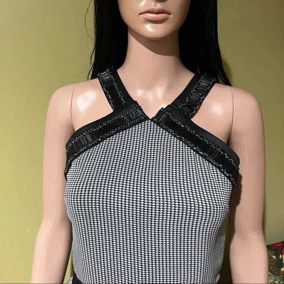 Beautiful dress pictures don’t do enough justice for this beauty - Picture 3 of 8